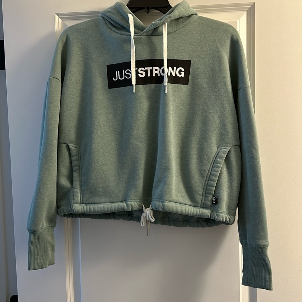 Cropped Hoodie
